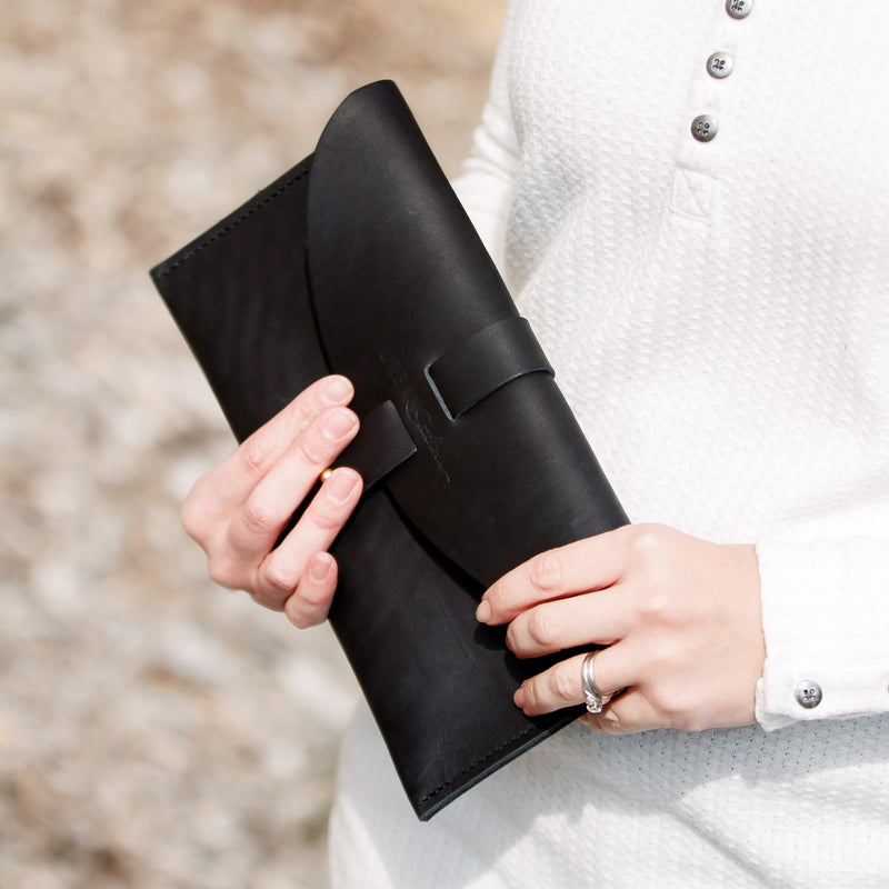 Urban Southern Leather 5th Avenue Clutch