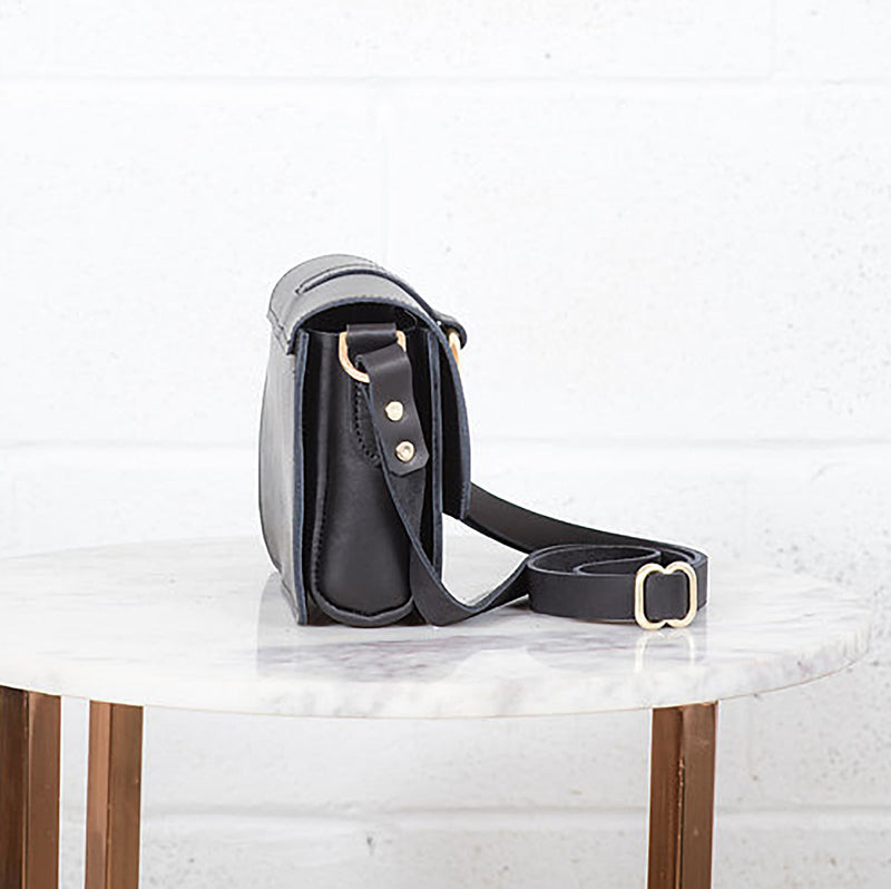 Urban Southern Leather 5-Pocket Crossbody