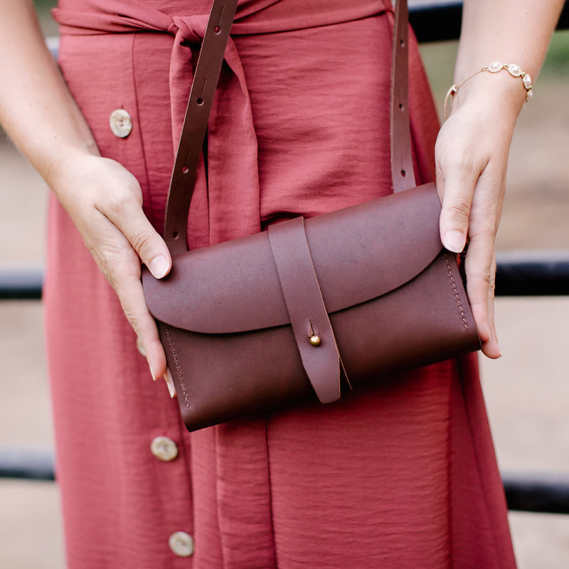 Urban Southern Leather Crossbody Wallet